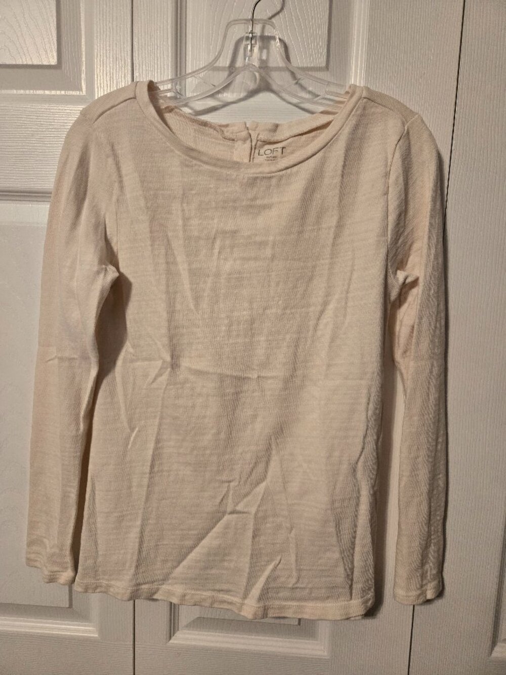 Loft Cream Long Sleeve Top, Size XS.